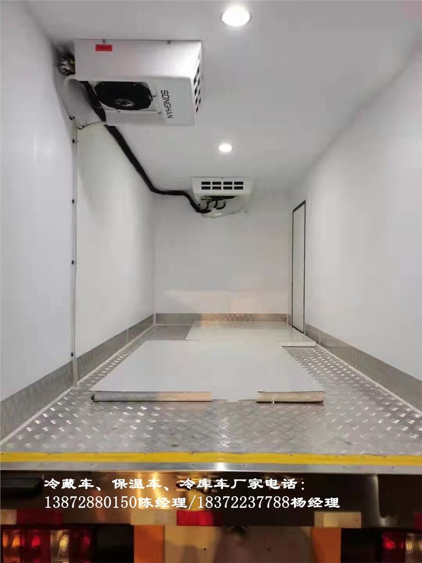 惠州市重汽豪沃NX5W6.8米国六冷藏车